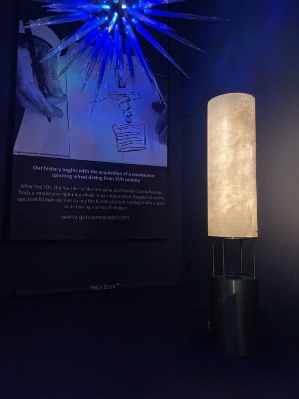 38666D58-CE25-4647-AAFA-61F2ABC313F0 (1) Lámpara Halo